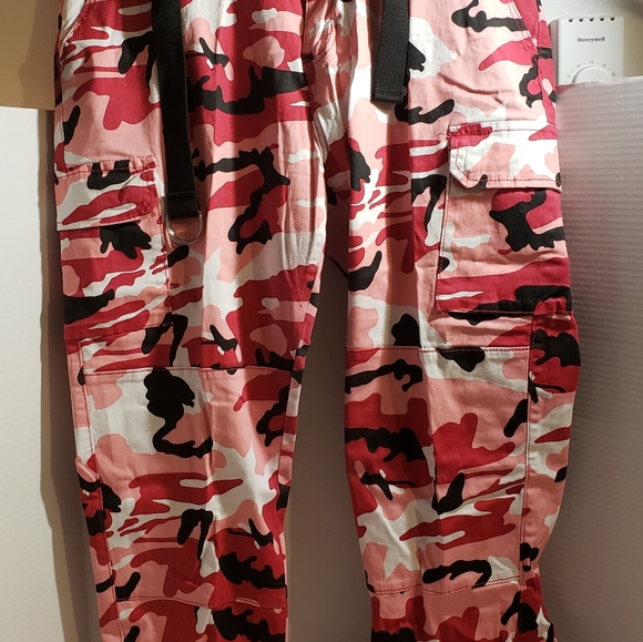 Pink Camouflage Pants - Picture 2 of 6